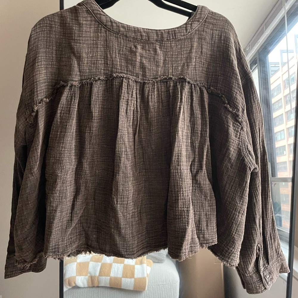 NWT Mustard Seed long sleeve cropped button down shirt - Picture 2 of 4
